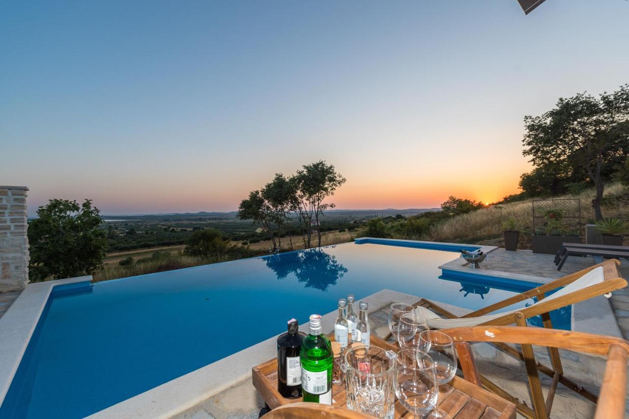 Brand New Villa Cara D Oro, Vrana Vrana  Exterior photo