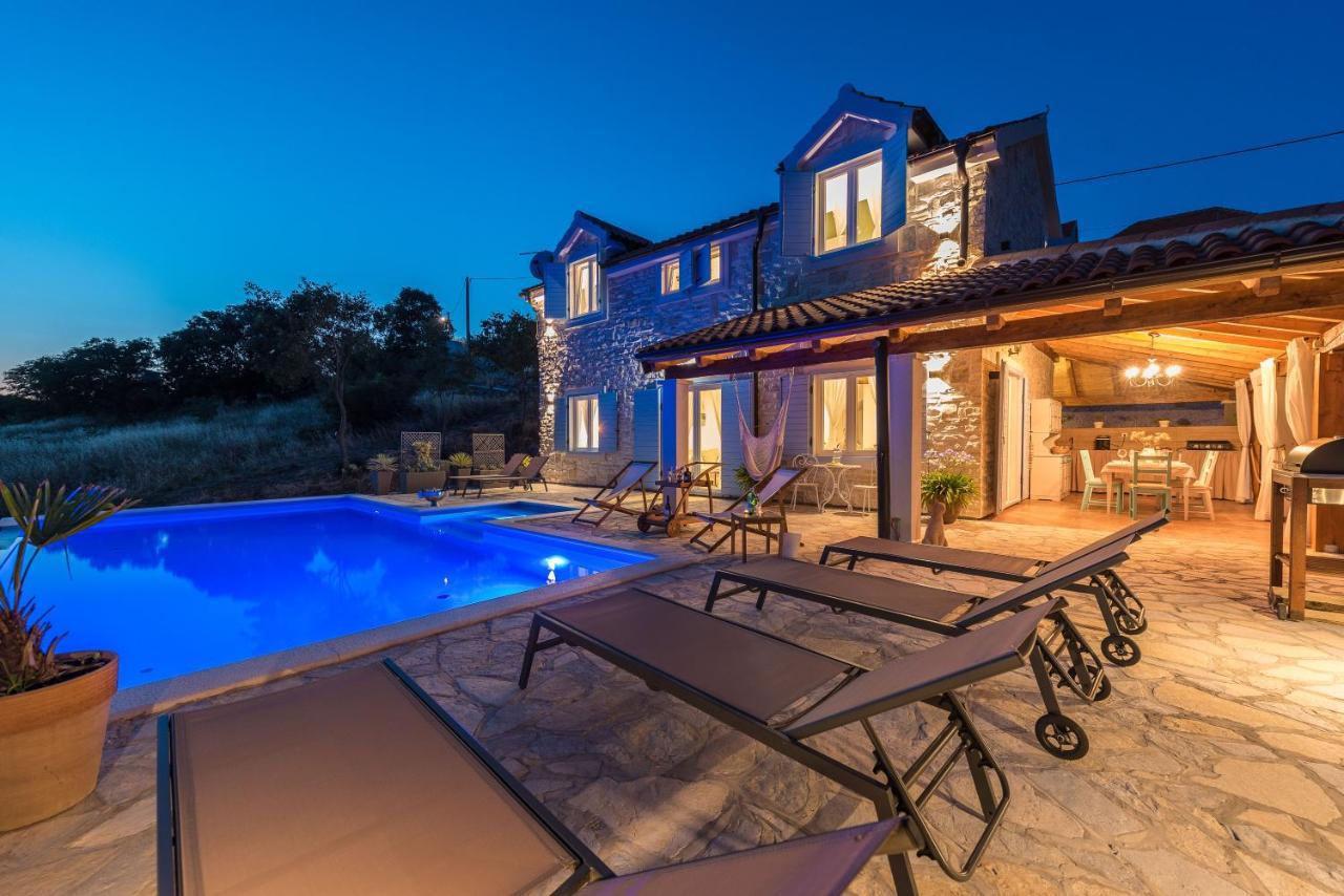 Brand New Villa Cara D Oro, Vrana Vrana  Exterior photo