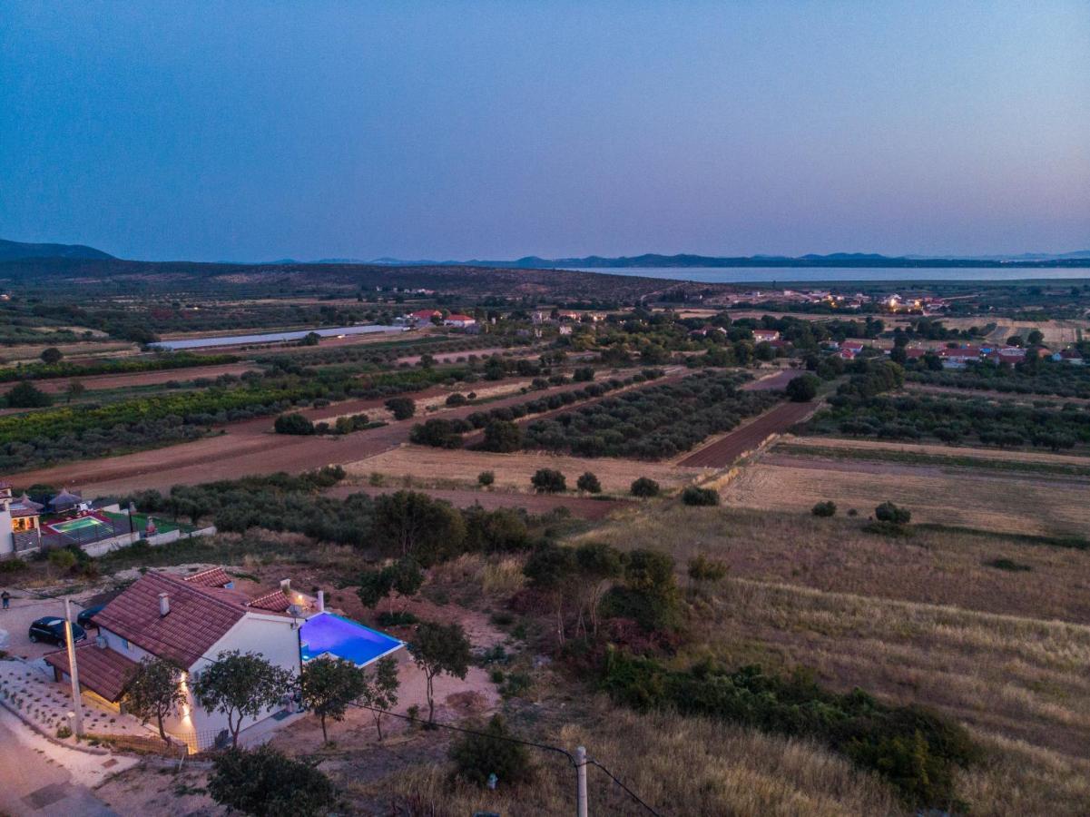Brand New Villa Cara D Oro, Vrana Vrana  Exterior photo